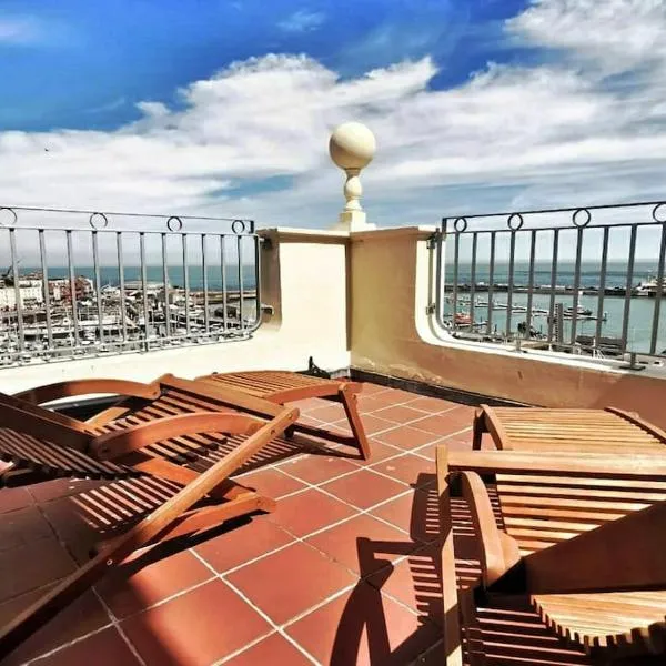 Magnificent house with Harbour view - Ramsgate，位于拉姆斯盖特的酒店