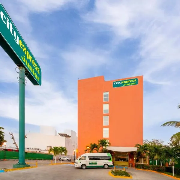 City Express Junior by Marriott Ciudad del Carmen，位于Palmas的酒店