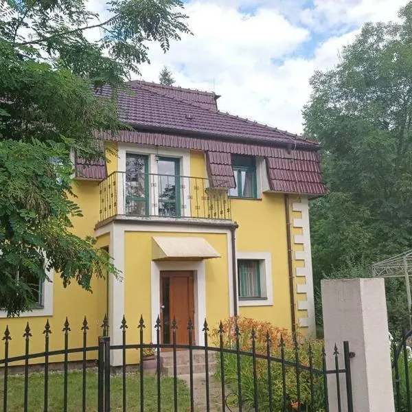 Okouzlující vila u jezera Lhota，位于Lhota的酒店