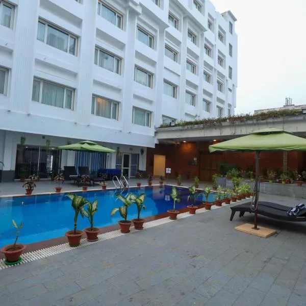 IRA By Orchid Bhubaneswar，位于布巴内什瓦尔的酒店