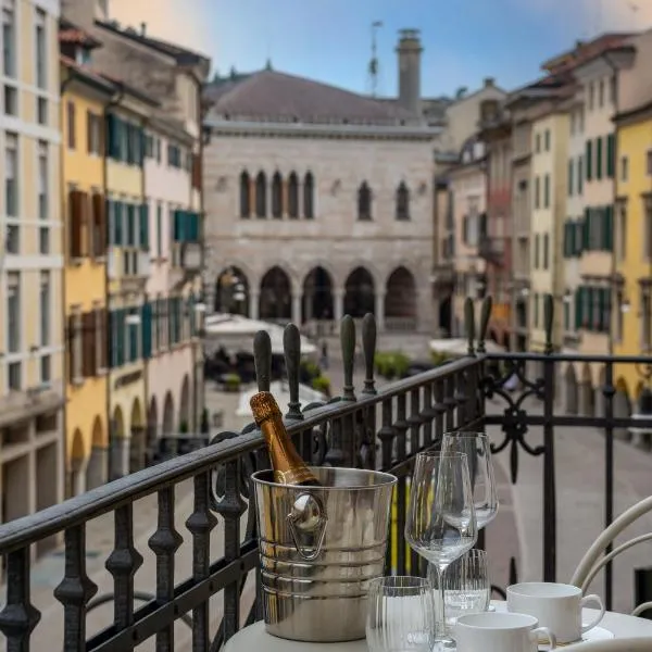 Mercatovecchio Luxury Apartments，位于乌迪内的酒店