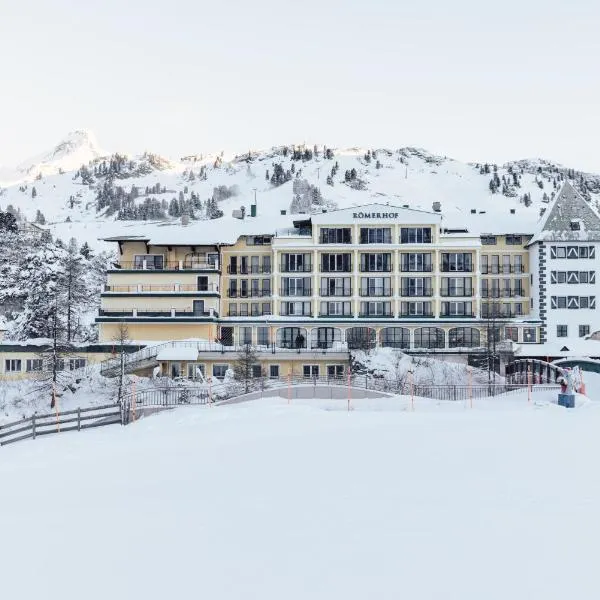 Hotel Römerhof Superior，位于上陶恩的酒店