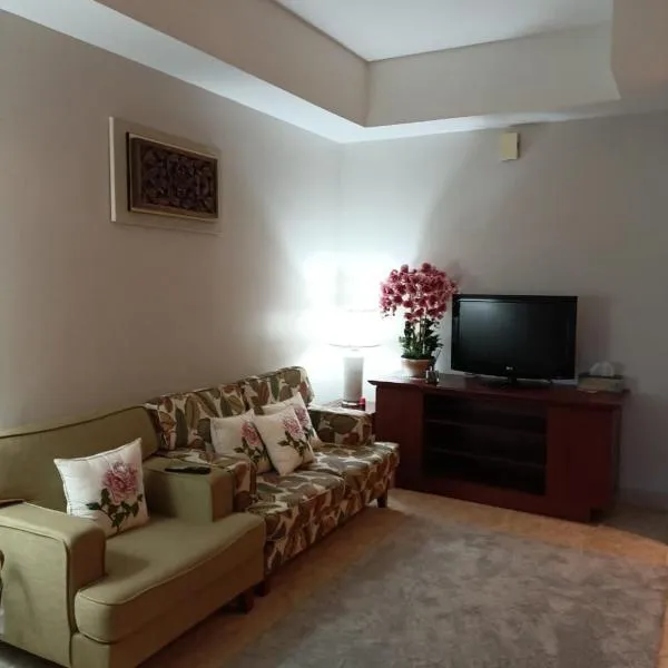 Ruey's Homestay, Cinta Ayu, Pulai Spring，位于士姑来的酒店