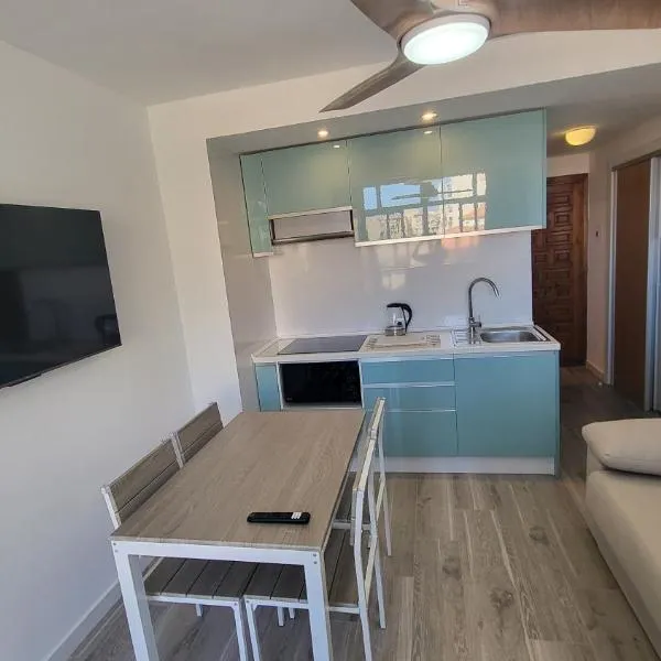 Luna Almerimar Golf，位于阿尔梅利马的酒店