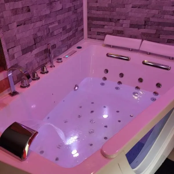 Verton Gîte Lâchez Prise Sauna Balnéo Privatif en Baie d'Authie Berck sur mer Meublé de tourisme classé 3 étoiles，位于Verton的酒店