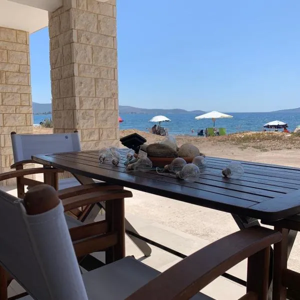 Evi's House，位于坎迪亚的酒店