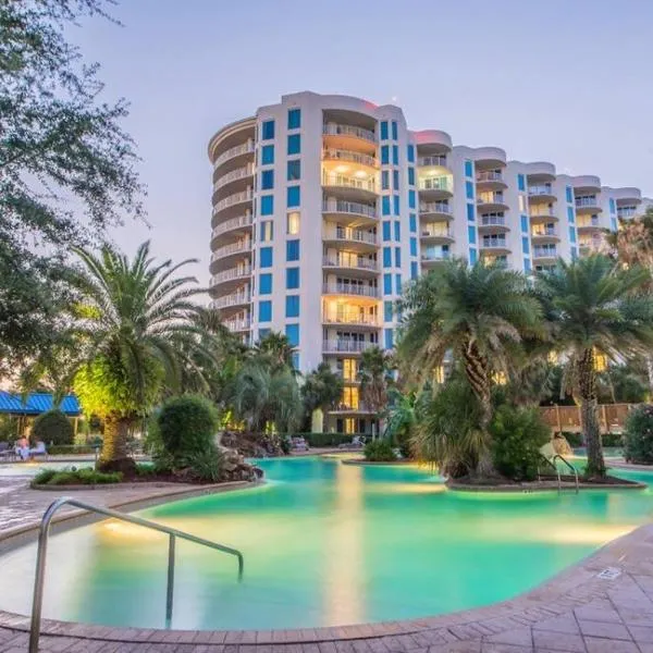 Beautiful Junior near the beach Palms Resort in Destin，位于德斯坦的酒店