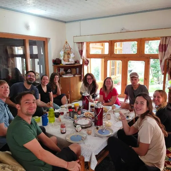 Thangkop House，位于列城的酒店