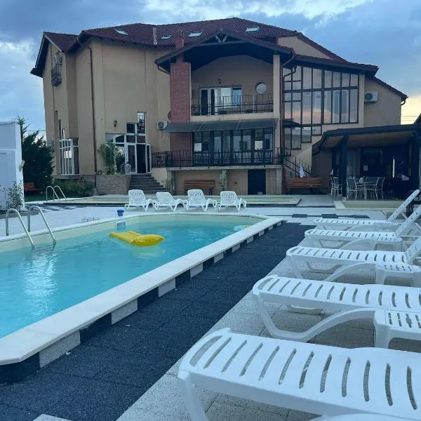 Thermal Family Resort，位于百乐费利克斯的酒店