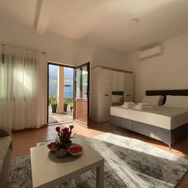 Olive apartment，位于波德戈里察的酒店