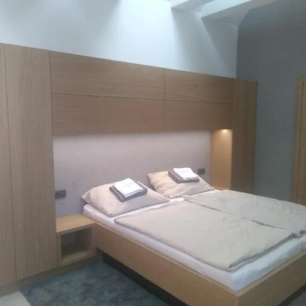 Apartmán ve Vinařství Bravenec Čejč，位于Čejč的酒店