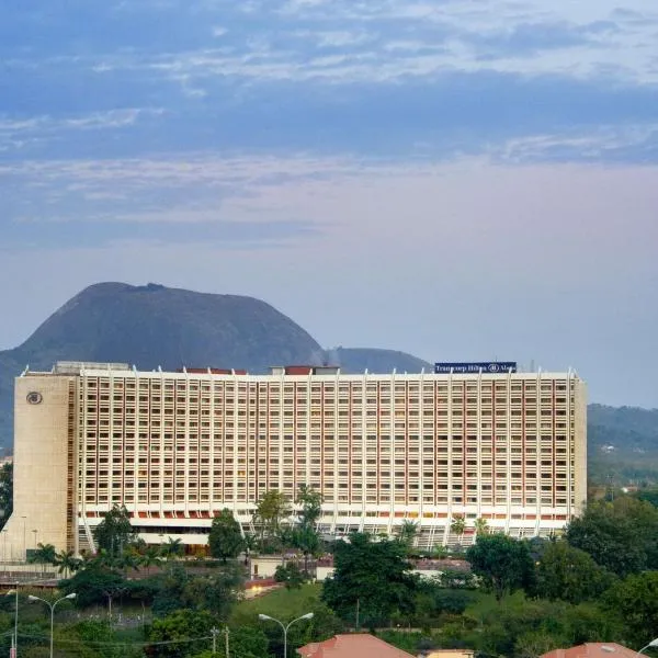 特兰斯克普阿布贾希尔顿酒店，位于Kado的酒店