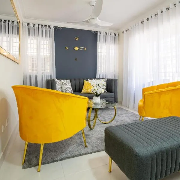 Luxury, cozy apartment Malecon / 3 min Downtown，位于圣多明各的酒店