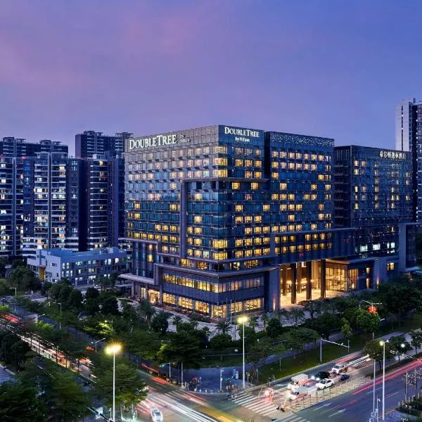 深圳机场希尔顿逸林酒店，位于固戍的酒店