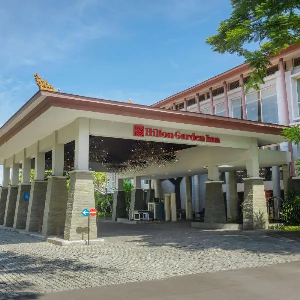 巴厘岛机场希尔顿花园酒店，位于库塔的酒店
