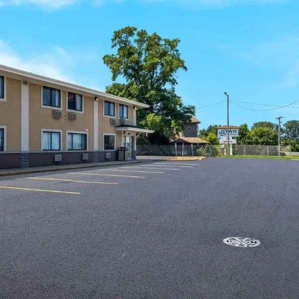 Suburban Studios Portage，位于波蒂奇的酒店
