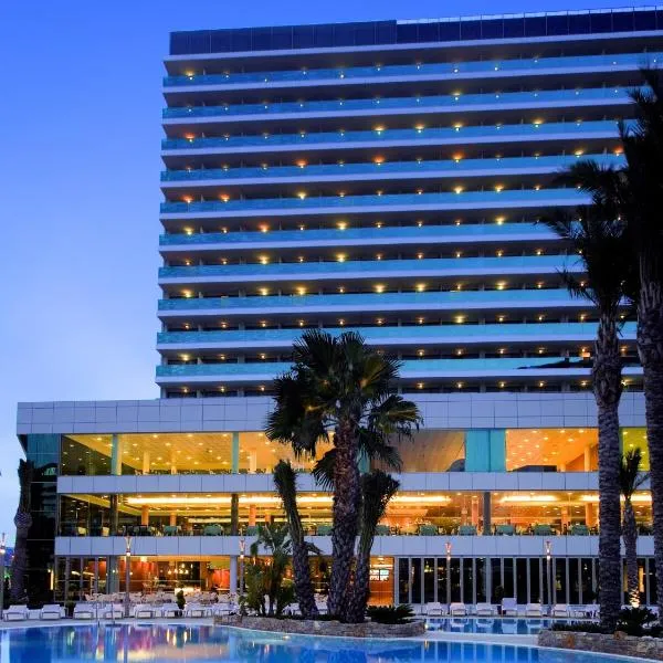 AR Diamante Beach & SPA Hotel 4 SUP，位于Benimallunt的酒店