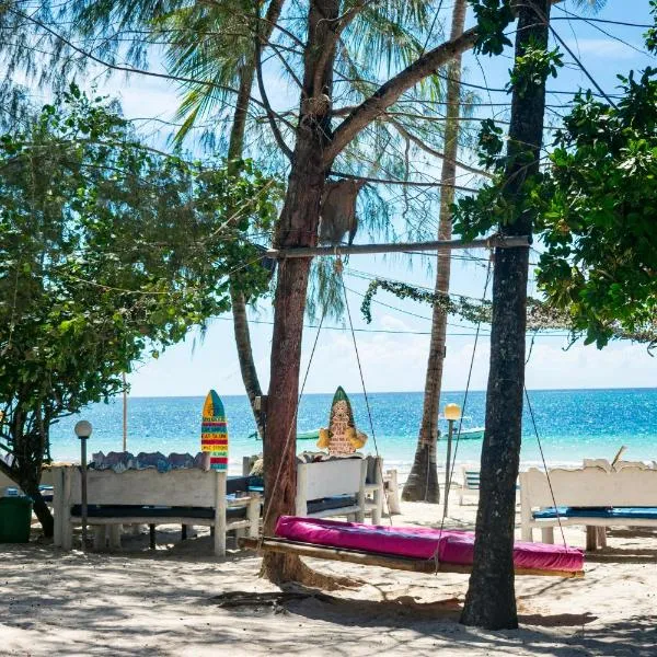 Soul Breeze Beach Resort，位于查勒岛的酒店
