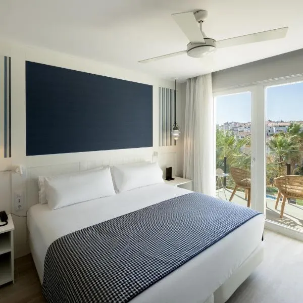 加泰罗尼亚港瞭望台酒店，位于马翁的酒店