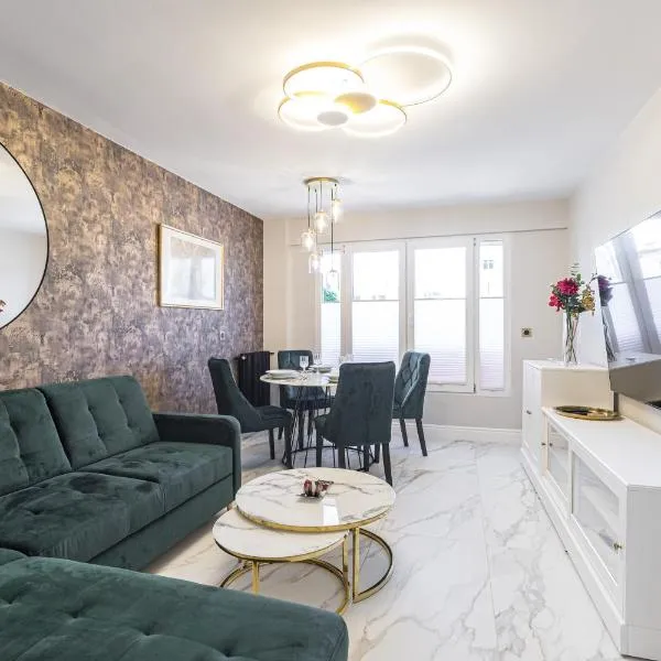 St George，位于昂蒂布的酒店