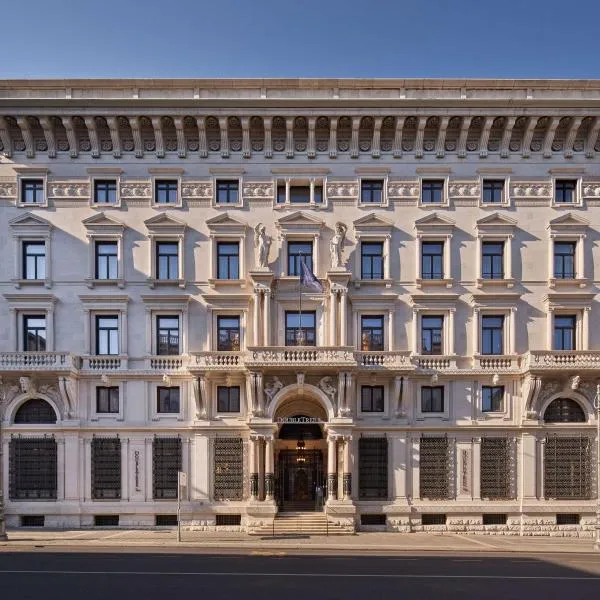 DoubleTree By Hilton Trieste，位于的里雅斯特的酒店