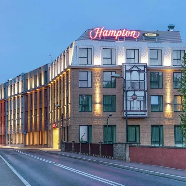 Hampton by Hilton Oswiecim，位于Łęki的酒店