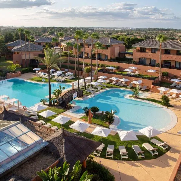 DoubleTree by Hilton Islantilla Beach Golf Resort，位于伊斯兰蒂拉的酒店