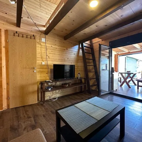 Tiny House Ada Bojana，位于乌尔齐尼的酒店