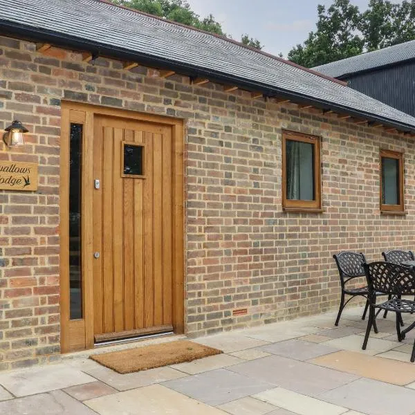 Swallows Lodge，位于埃登布里奇的酒店