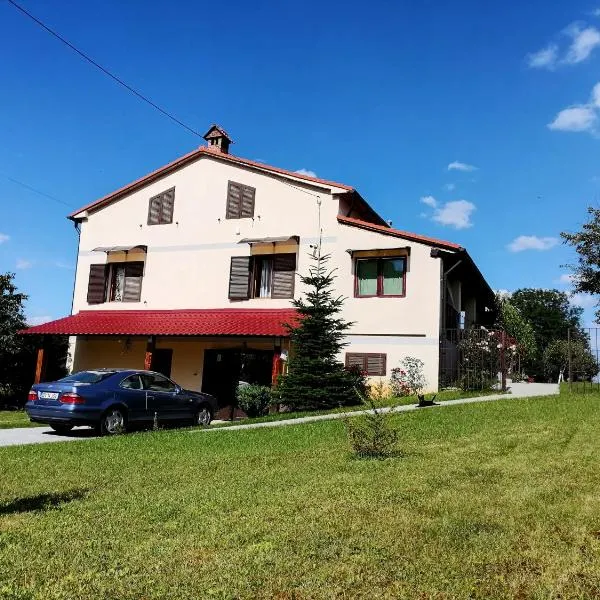 Casa de Vacanță S&B，位于Şinca Veche的酒店