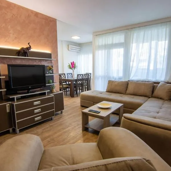 Sava centar-Arena, apartman EMA，位于Novi Beograd的酒店