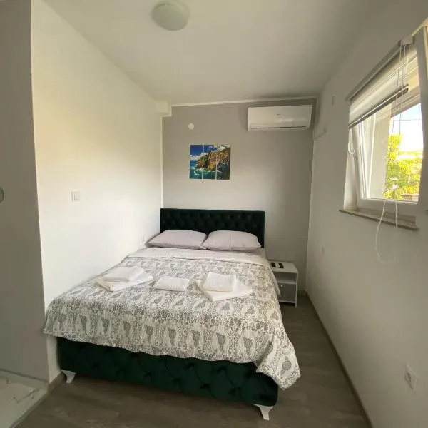 Apartman MAK，位于特雷比涅的酒店