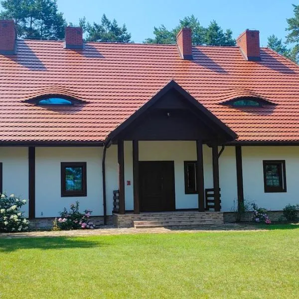 Dworek Zaporów，位于克拉斯诺布鲁德的酒店