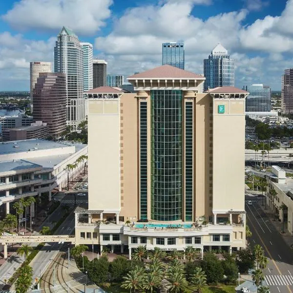 Embassy Suites by Hilton Tampa Downtown Convention Center，位于坦帕的酒店