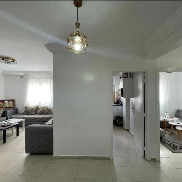 Amazing apartment in the heart of El jadida，位于Douar Sehamna的酒店