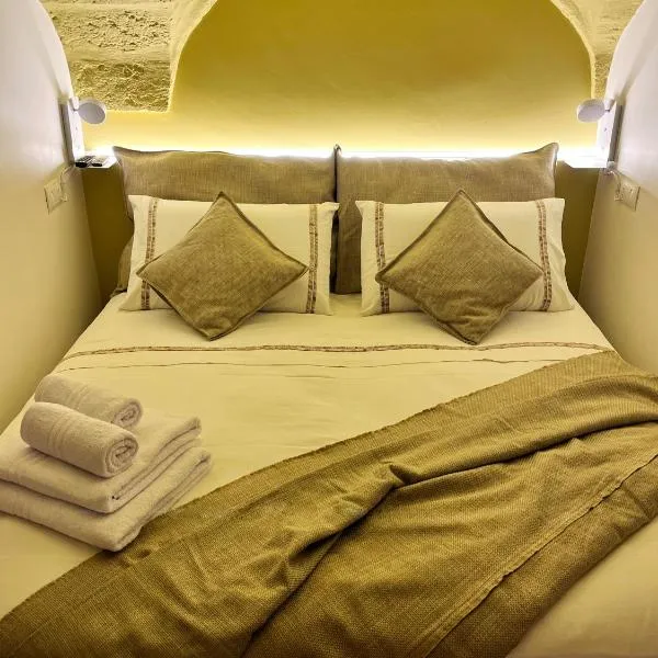 Calamedde Guest House nel Centro Storico Pugliese，位于法萨诺的酒店