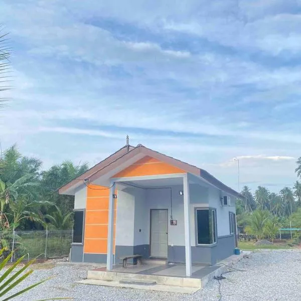 Homestay Naim Sabak Bernam，位于Kampong Parit Baharu的酒店