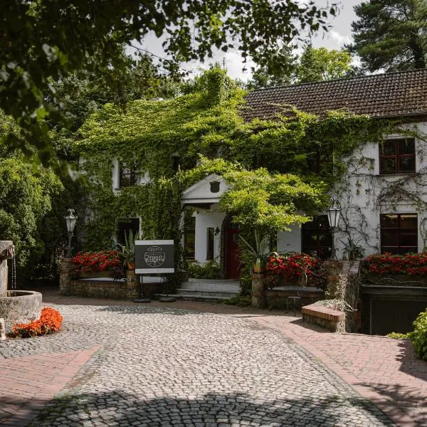 Dom w Starym Parku，位于Lednogóra的酒店