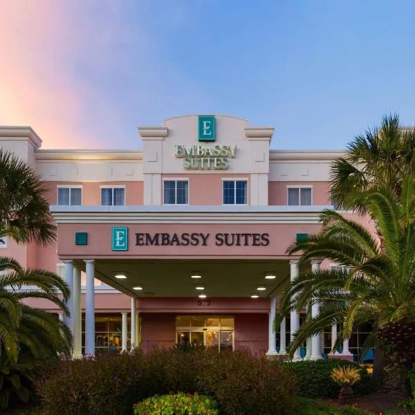 Embassy Suites by Hilton Destin Miramar Beach，位于Four Mile Village的酒店