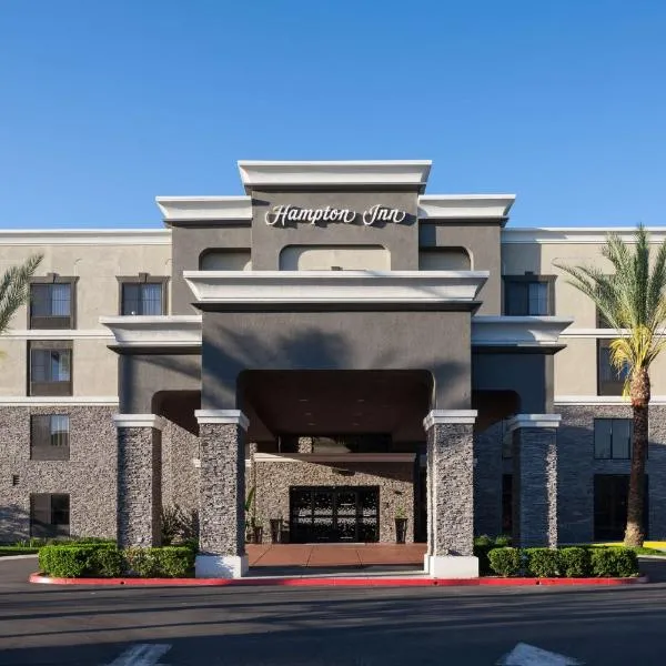 Hampton Inn Los Angeles Orange County Cypress，位于赛普里斯的酒店