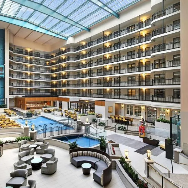 Embassy Suites by Hilton Anaheim North，位于约巴林达的酒店