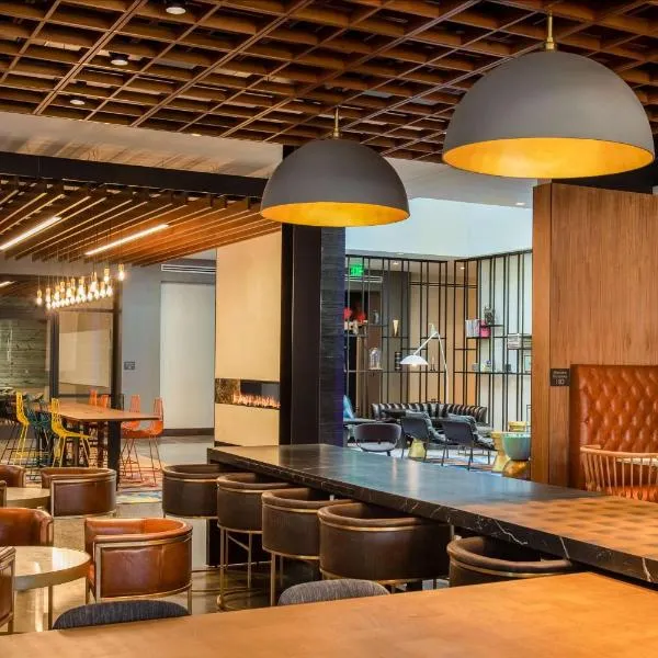 Canopy By Hilton Memphis Downtown，位于孟菲斯的酒店
