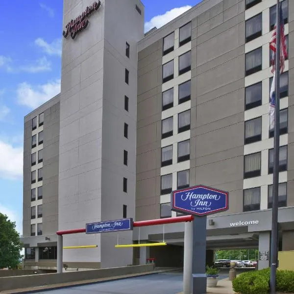 Hampton Inn Pittsburgh University Medical Center，位于Crafton的酒店