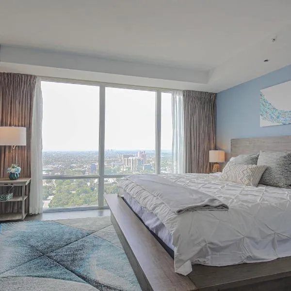 Luxury view in Toronto Downtown 3 Bedroom 2.5 Bathroom 1 Parking，位于多伦多的酒店