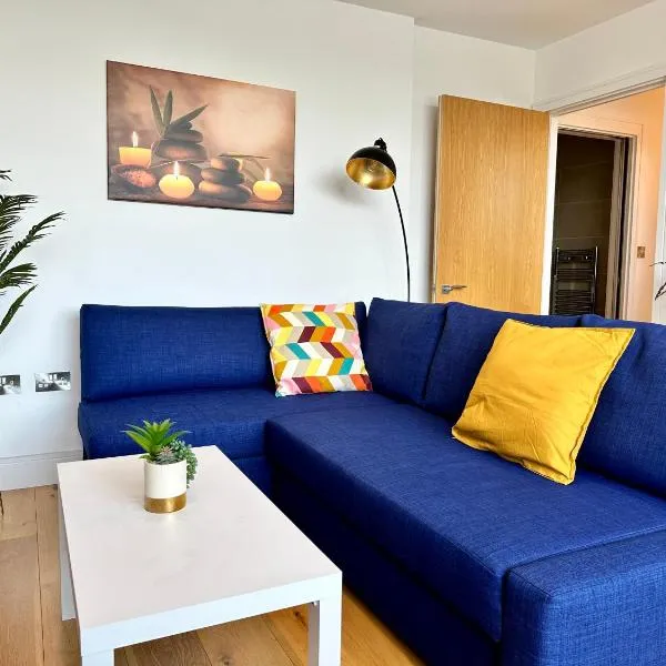 Cosy Apartment，位于海华德希思的酒店