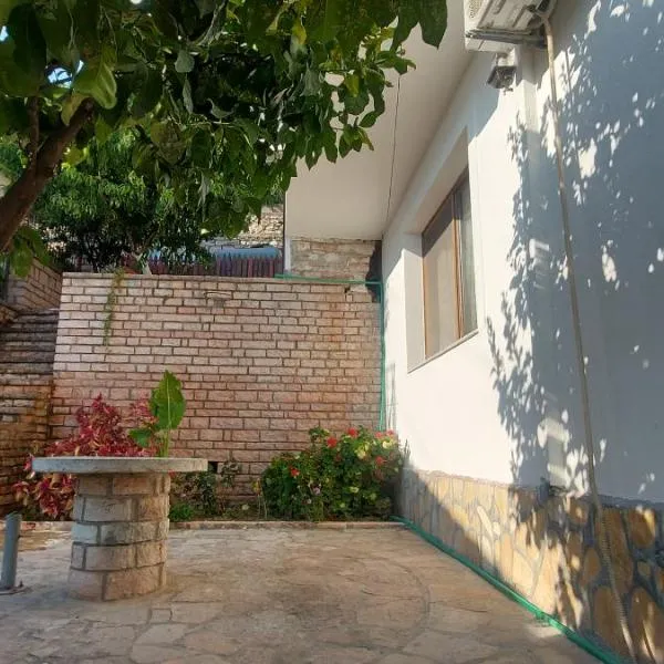 Duka Apartments Sarande，位于萨兰达的酒店