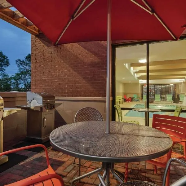 Home2 Suites by Hilton Tuscaloosa Downtown University Boulevard，位于塔斯卡卢萨的酒店