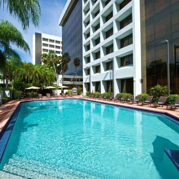 Embassy Suites by Hilton Palm Beach Gardens PGA Boulevard，位于Juno Isles的酒店