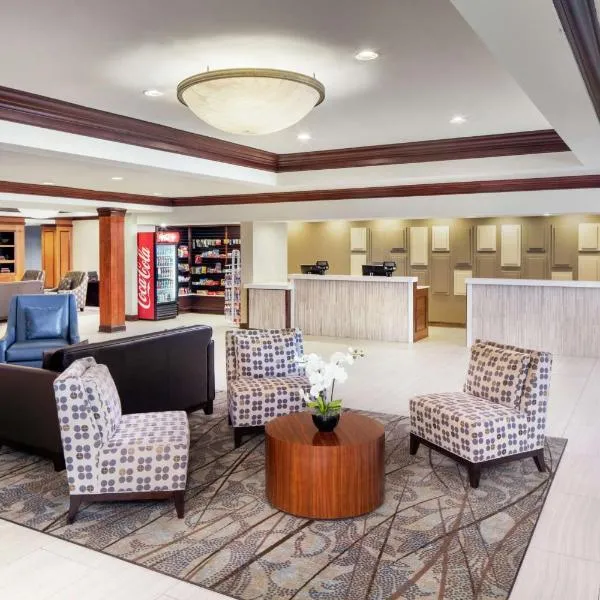 DoubleTree by Hilton Hotel Cleveland - Independence，位于Brooklyn的酒店