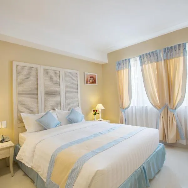 Hotel L'Odéon Phu My Hung，位于胡志明市的酒店